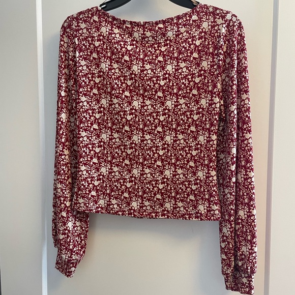 LUSH Naomi Square Neck Cropped Knit Top - Picture 3 of 11